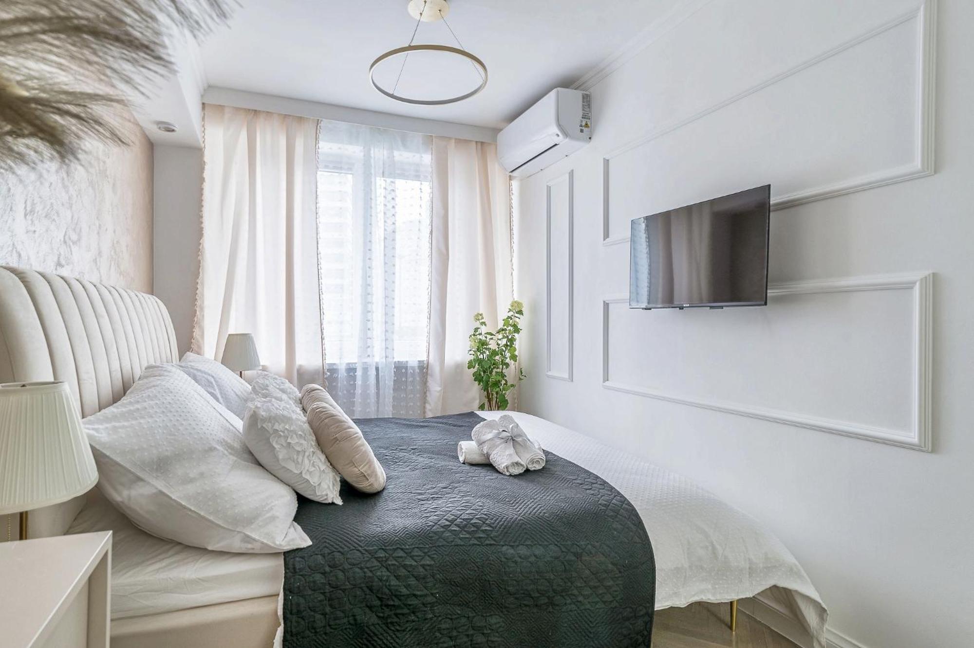 Gold Premium 2 * Warsaw
